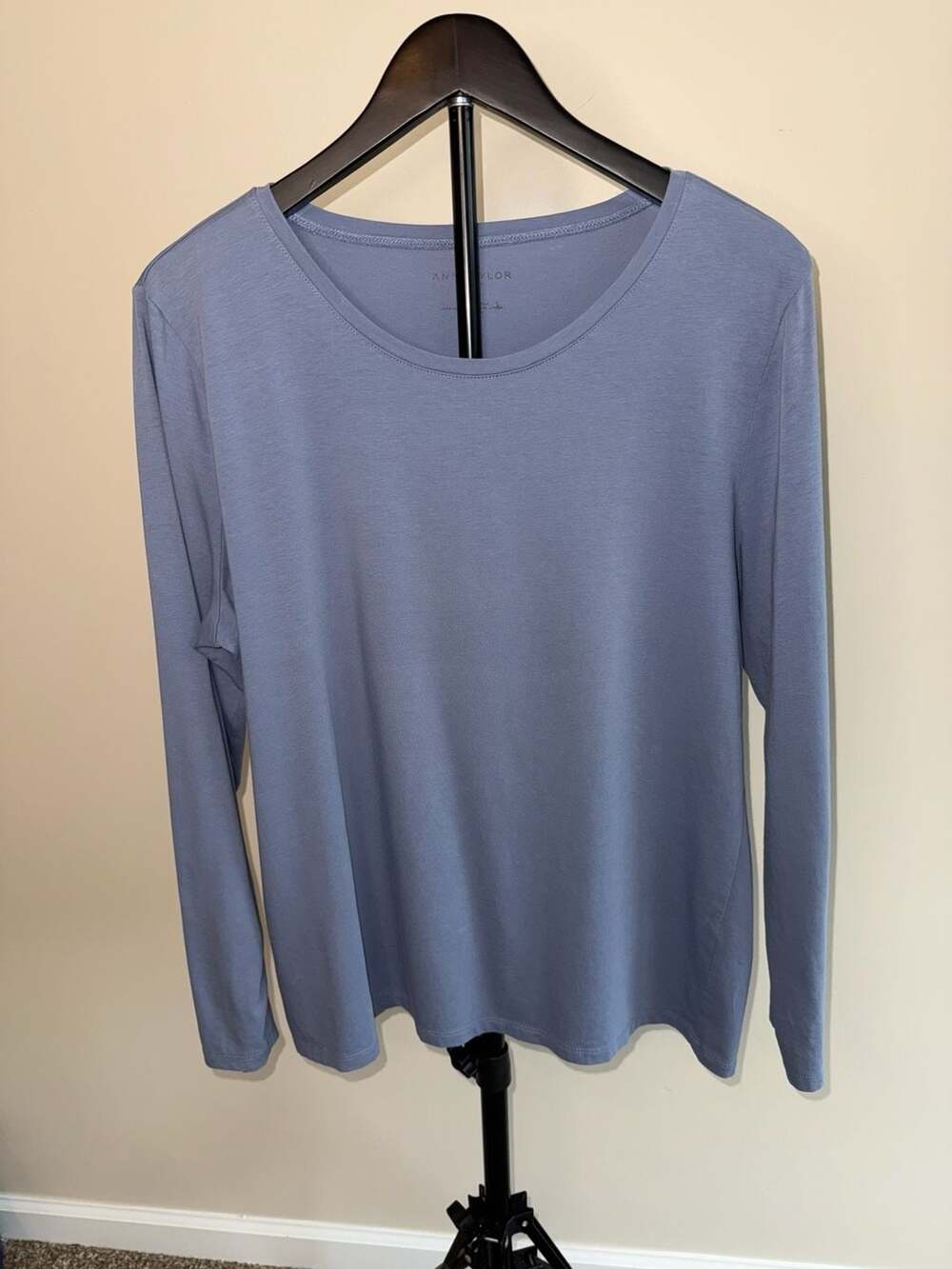 Ann Taylor  Long Sleeve Tee Size XL